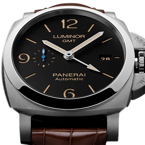 panerai luminor gmt.